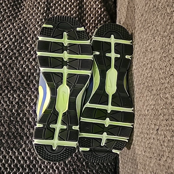 Nike In-Season Trainer TR2 Gray/Blue/neon yellow #525737-005 Size 6.5 Women’s - Picture 4 of 9